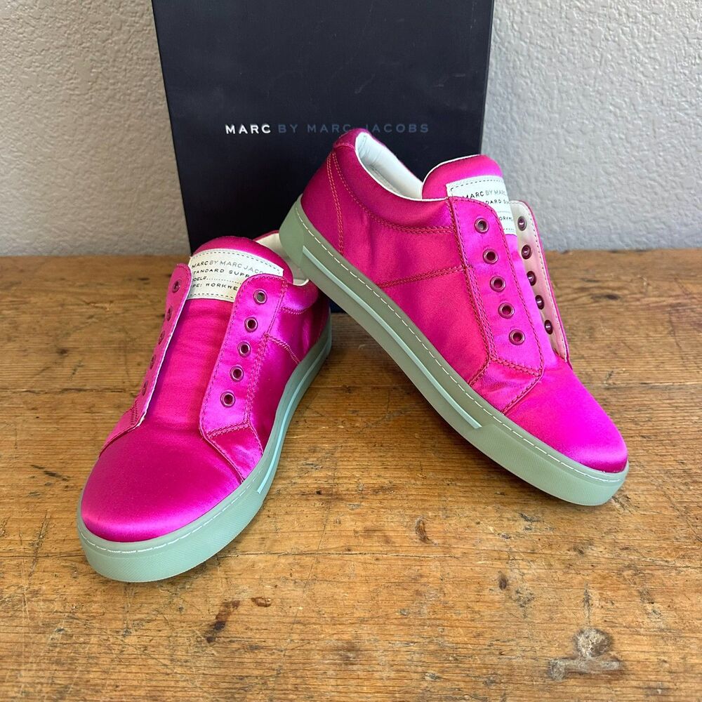 NWT Marc Jacobs Hot Satin Fuchsia Slip On Sneakers Laceless Size 40 Us 10 Flawed